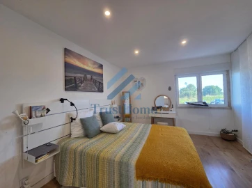 Apartamento T2 para Venda em Queluz e Belas