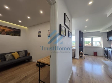 Apartamento T2 para Venda em Queluz e Belas