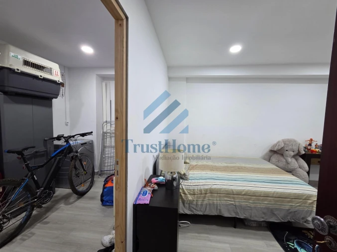 Apartamento T2 para Venda em Queluz e Belas Foto 19