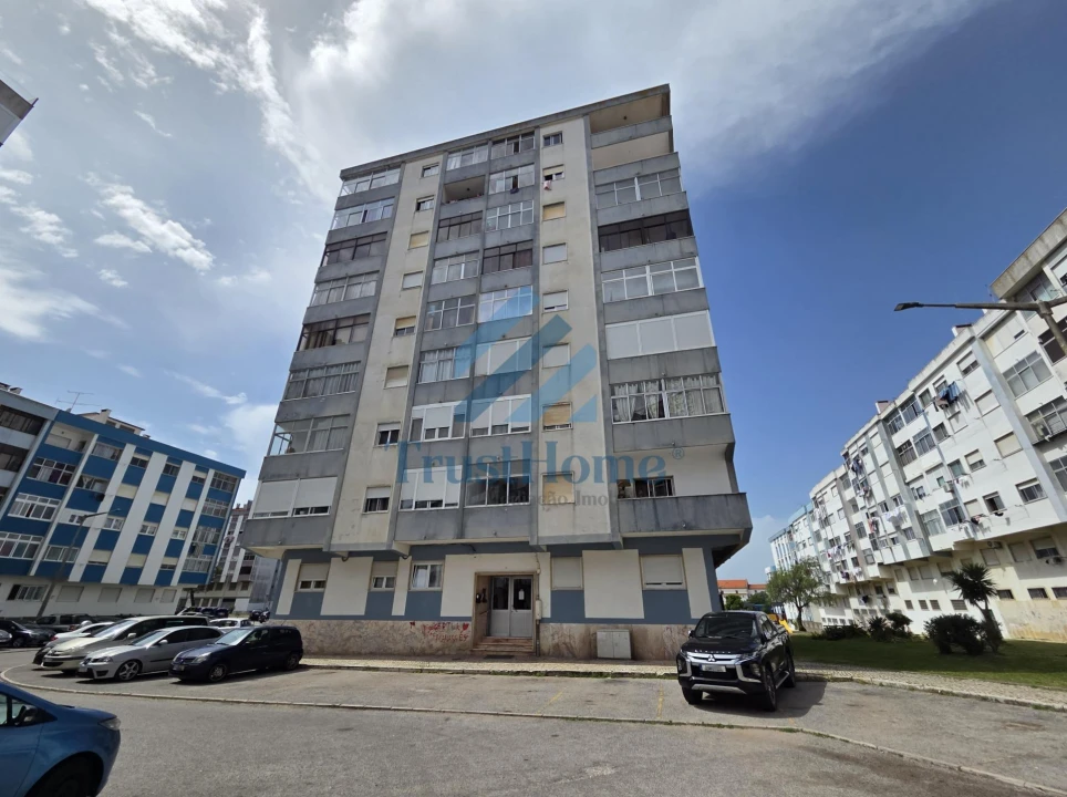 Apartamento T2 para Venda em Seixal, Arrentela e Aldeia de Paio Pires Foto 1