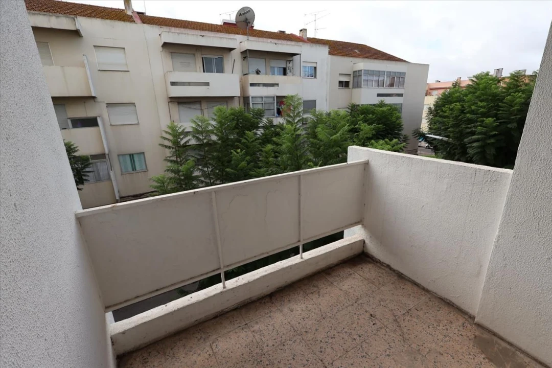 Apartamento T3 para Venda em Moita Foto 4