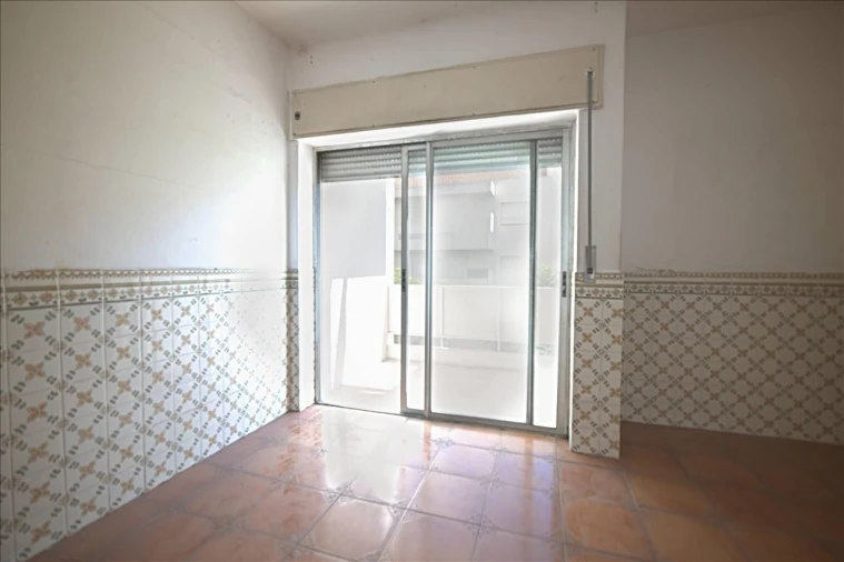 Apartamento T3 para Venda em Moita Foto 3