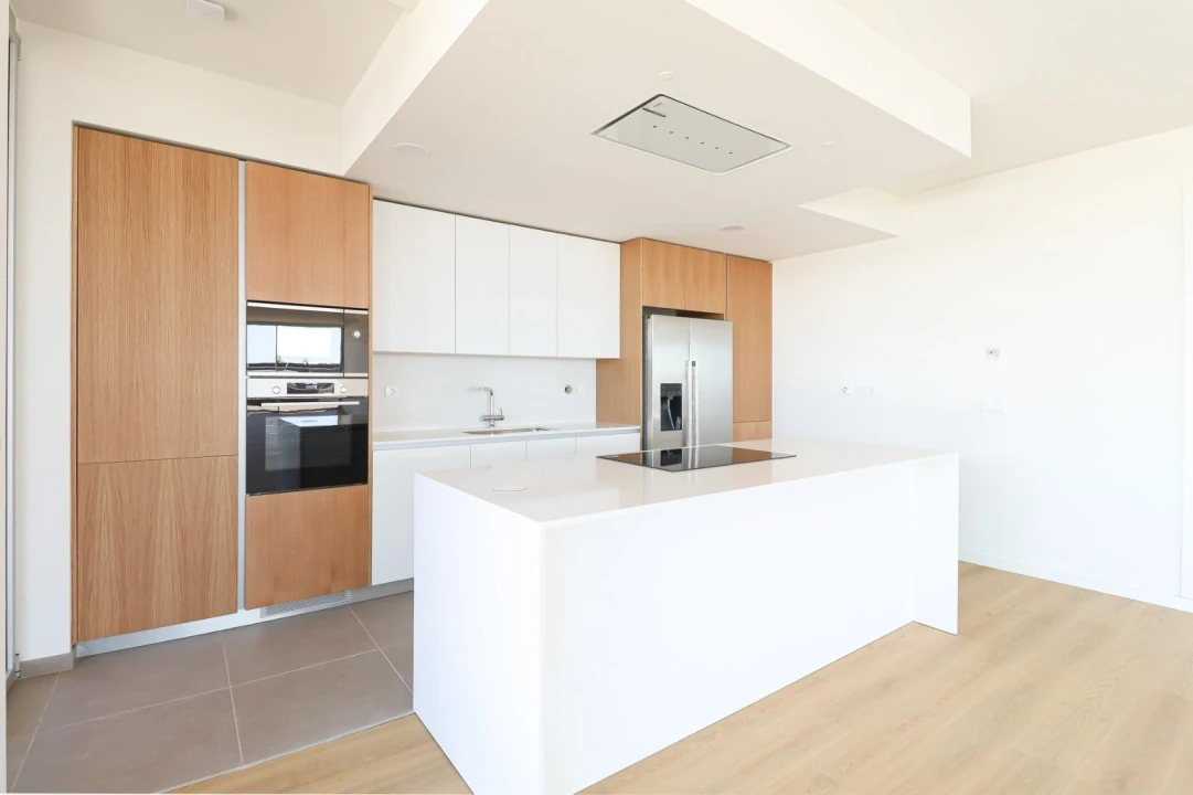 Apartamento T4 para Venda em Queluz e Belas Foto 4