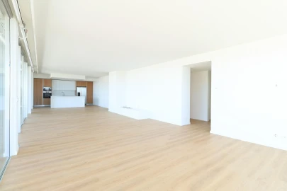 Apartamento T4 para Venda em Queluz e Belas