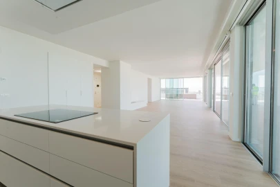 Apartamento T4 para Venda em Queluz e Belas