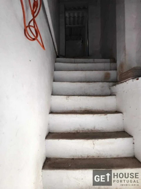 Moradia T2 para Venda em Rio de Moinhos