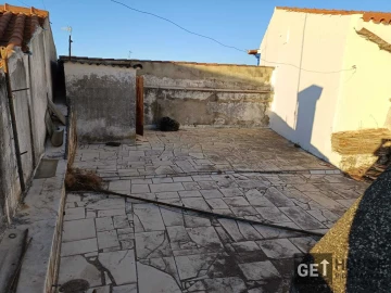 Moradia T2 para Venda em Rio de Moinhos