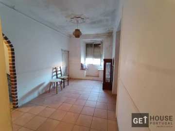 Moradia T2 para Venda em Rio de Moinhos