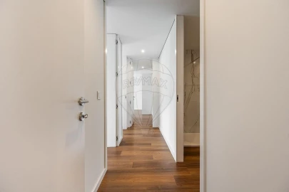 Apartamento T3 para Venda em Ferreiros e Gondizalves