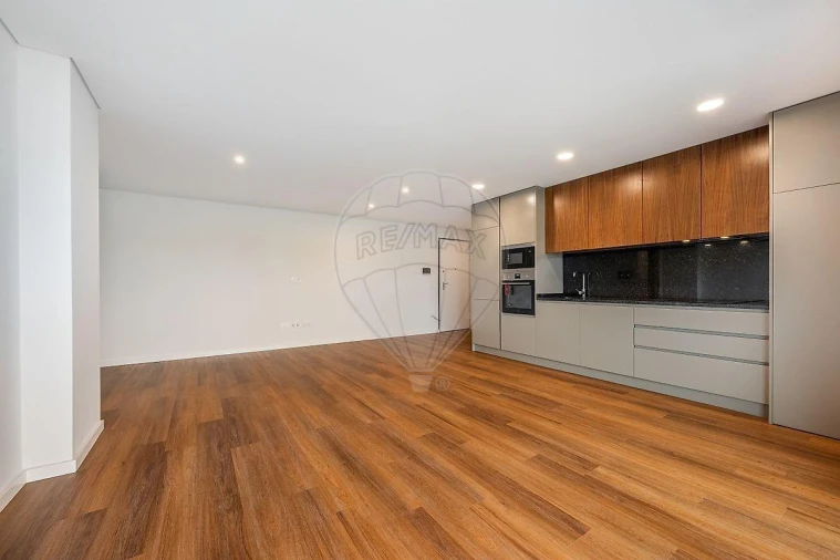 Apartamento T3 para Venda em Ferreiros e Gondizalves Foto 10