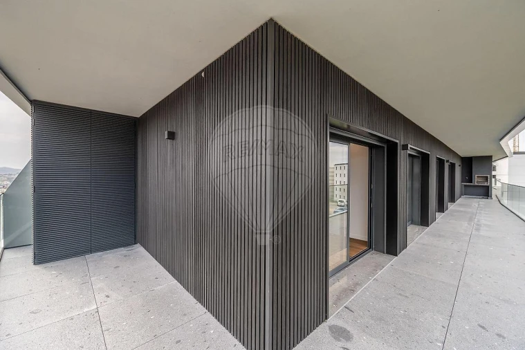 Apartamento T3 para Venda em Ferreiros e Gondizalves Foto 14