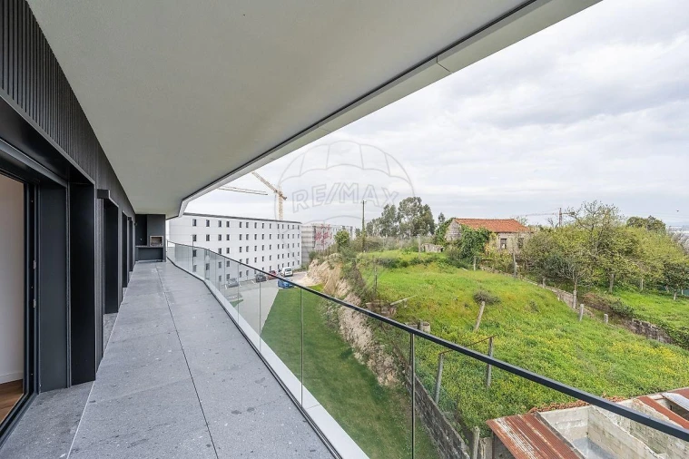 Apartamento T3 para Venda em Ferreiros e Gondizalves Foto 9