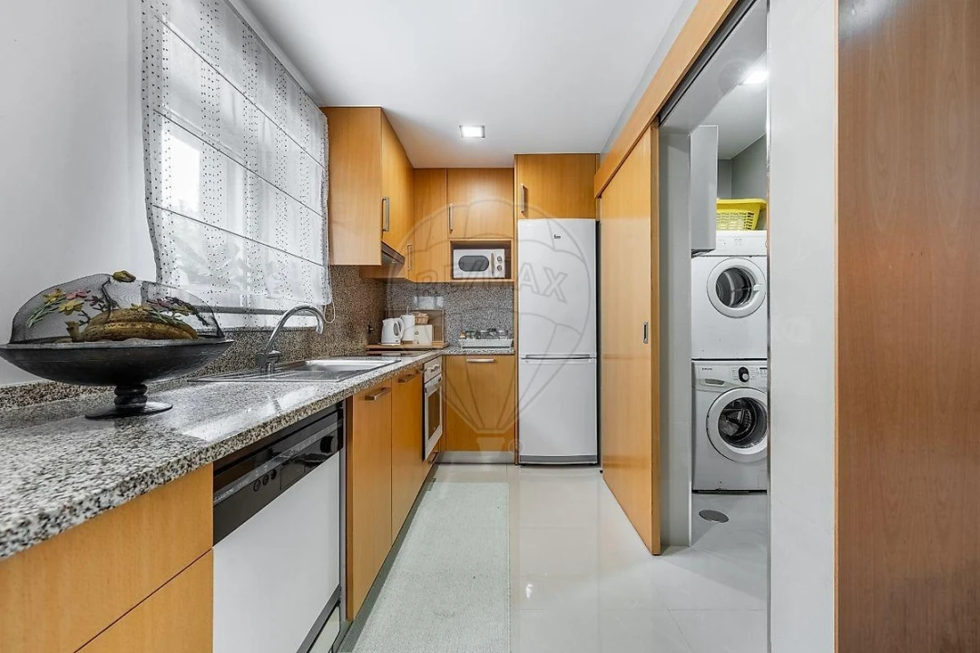 Apartamento T3 para Venda em Amares e Figueiredo Foto 10