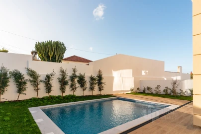 Moradia T4 para Venda em Alcabideche