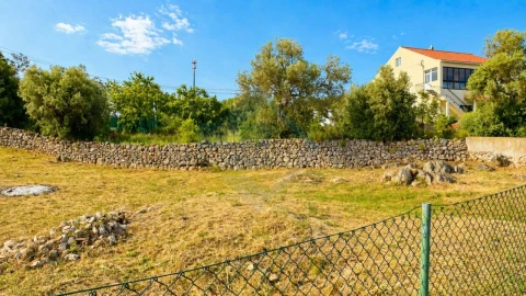 Terreno para Venda em Querença, Tôr e Benafim