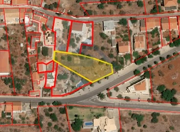 Terreno para Venda em Querença, Tôr e Benafim