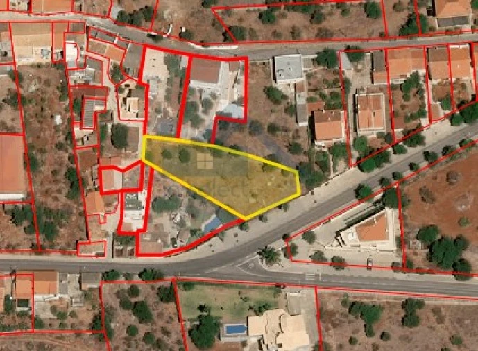 Terreno para Venda em Querença, Tôr e Benafim Foto 11