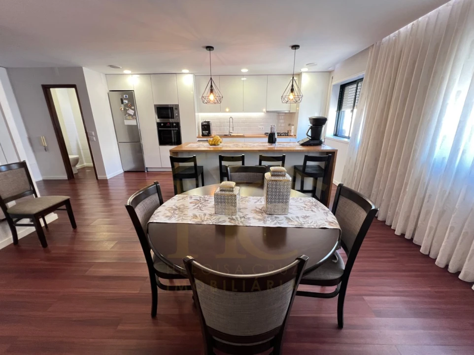 Apartamento T4 para Venda em Aver-O-Mar, Amorim e Terroso Foto 4