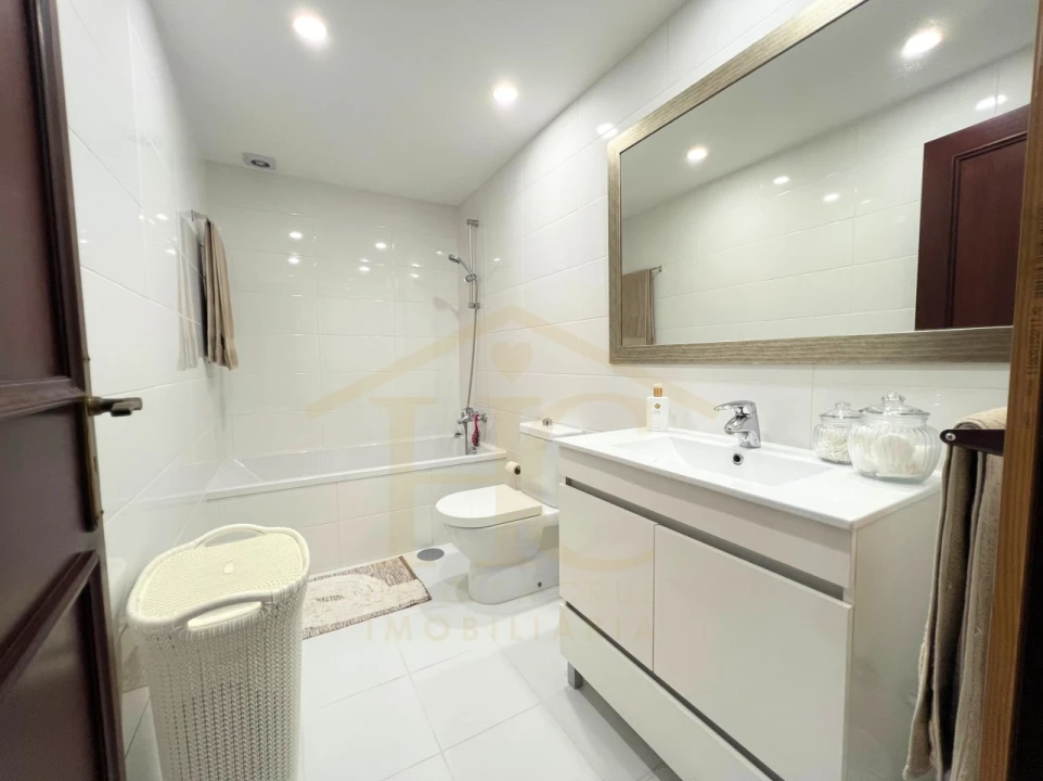 Apartamento T4 para Venda em Aver-O-Mar, Amorim e Terroso Foto 32