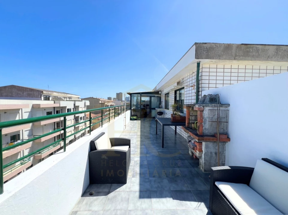 Apartamento T4 para Venda em Aver-O-Mar, Amorim e Terroso Foto 33