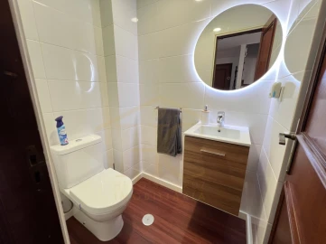 Apartamento T4 para Venda em Aver-O-Mar, Amorim e Terroso