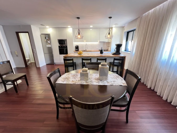 Apartamento T4 para Venda em Aver-O-Mar, Amorim e Terroso Foto 4