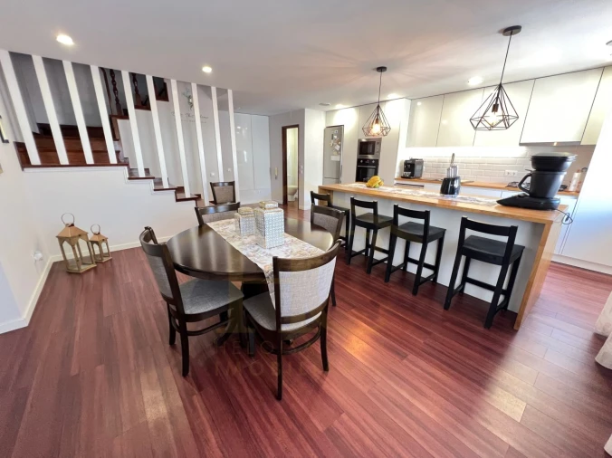 Apartamento T4 para Venda em Aver-O-Mar, Amorim e Terroso Foto 5