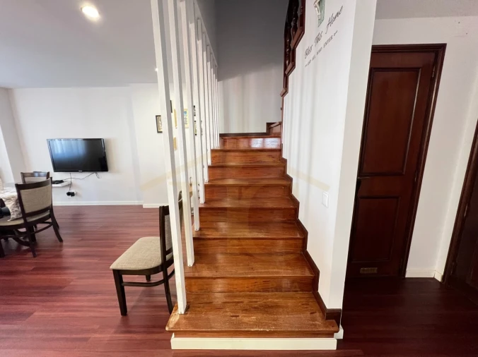 Apartamento T4 para Venda em Aver-O-Mar, Amorim e Terroso Foto 9