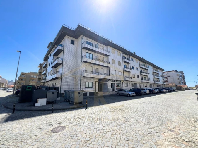 Apartamento T4 para Venda em Aver-O-Mar, Amorim e Terroso Foto 36