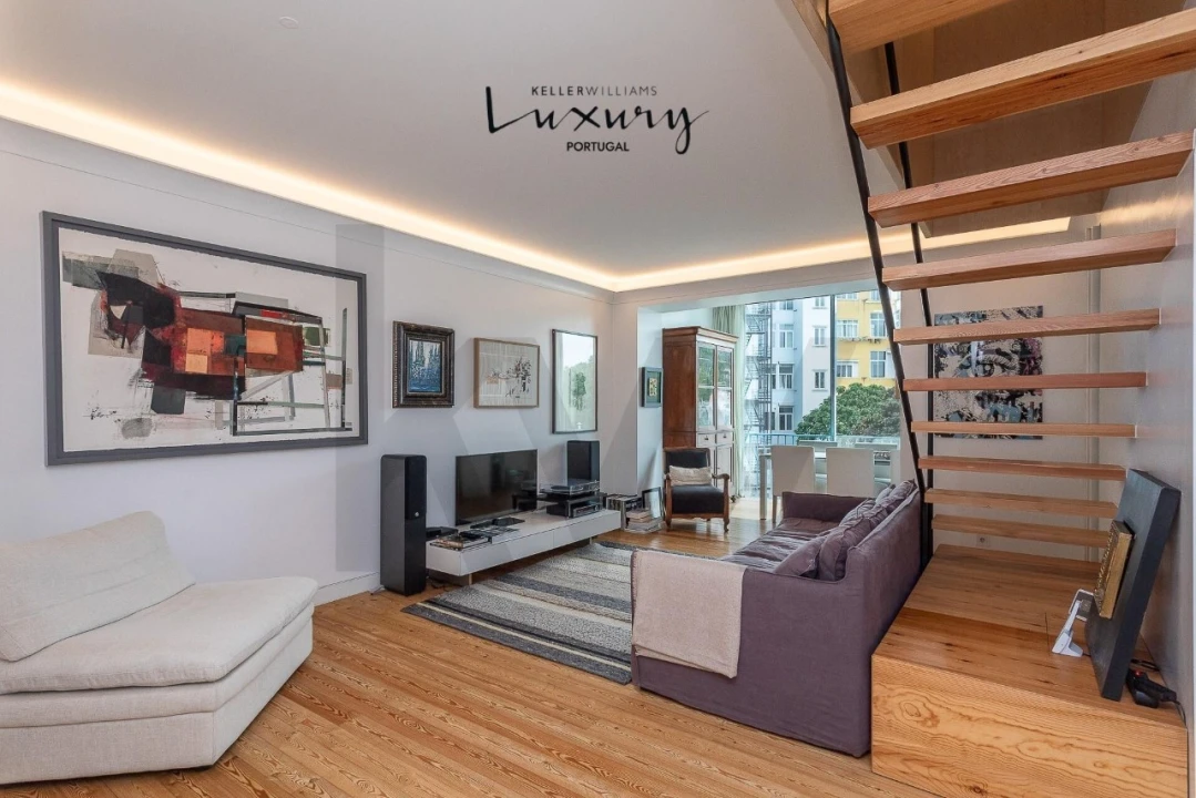 Apartamento T4 para Venda em Avenidas Novas Foto 1