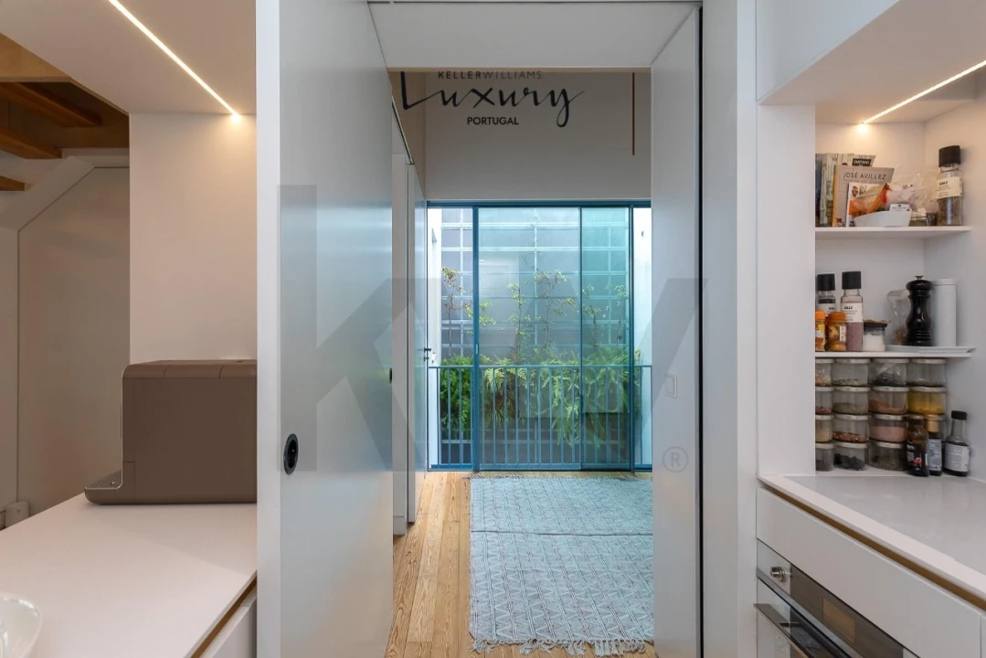 Apartamento T4 para Venda em Avenidas Novas Foto 5