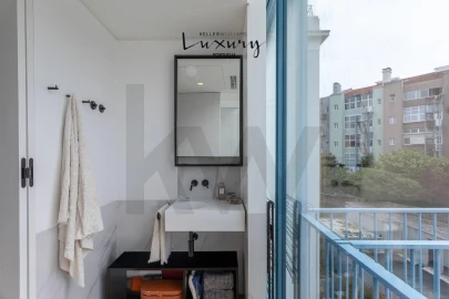 Apartamento T4 para Venda em Avenidas Novas