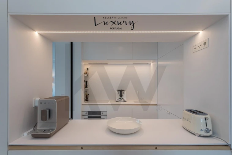Apartamento T4 para Venda em Avenidas Novas Foto 8