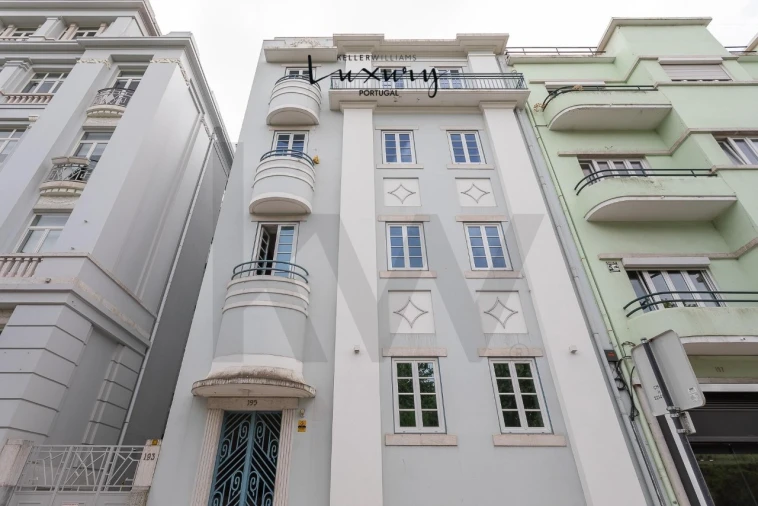 Apartamento T4 para Venda em Avenidas Novas Foto 28