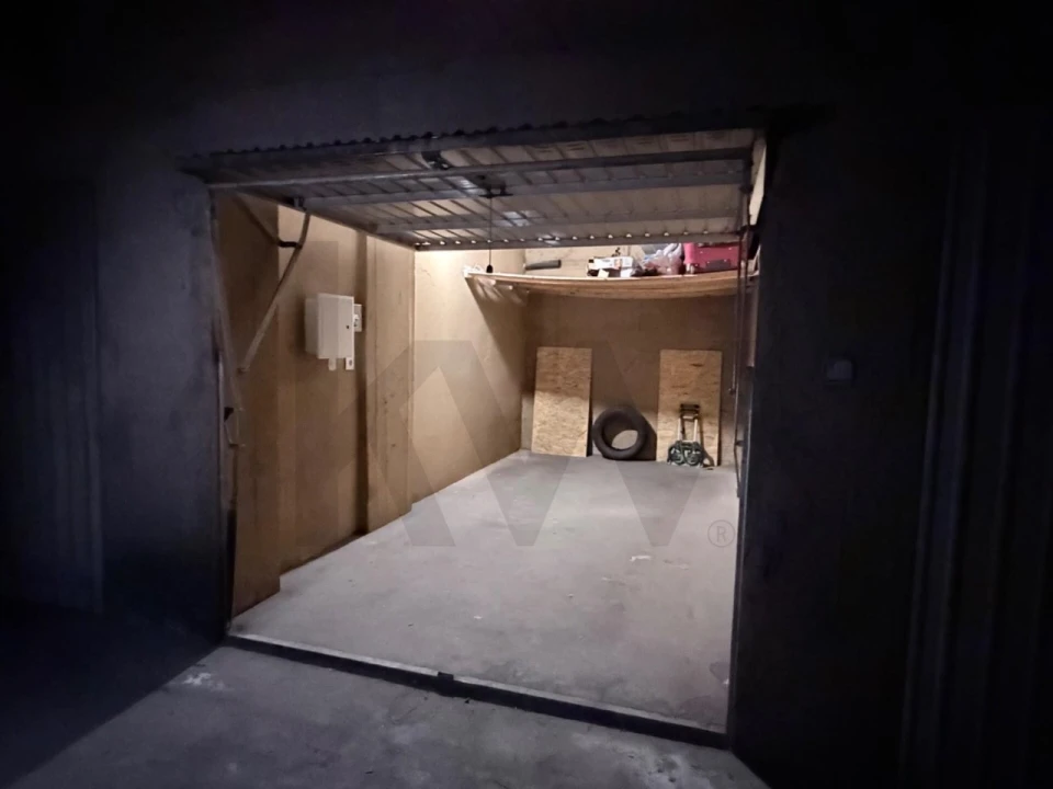 Garagem para Venda em Alto do Seixalinho, Santo André e Verderena Foto 9