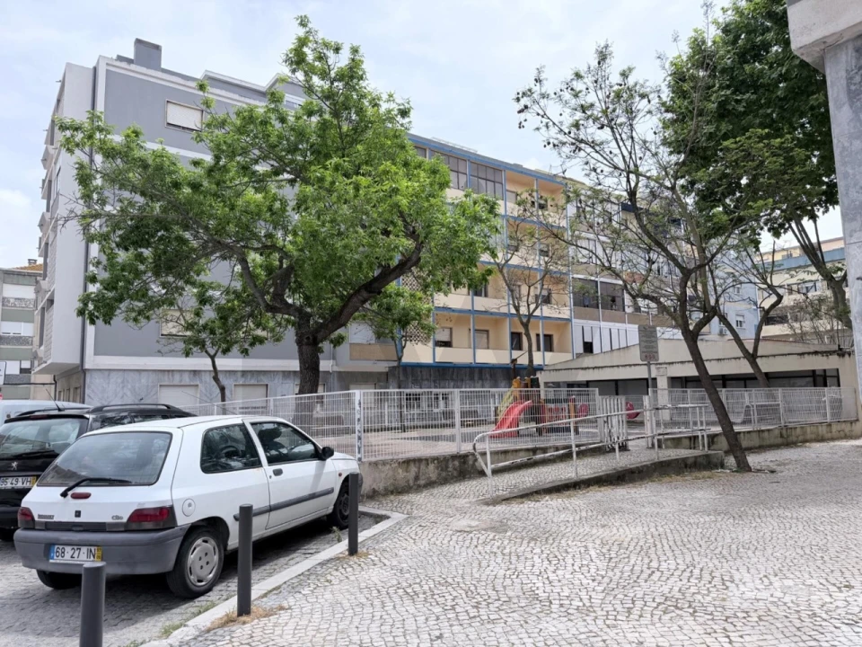 Garagem para Venda em Alto do Seixalinho, Santo André e Verderena Foto 14