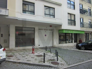 Loja para Arrendamento em Algueirão-Mem Martins