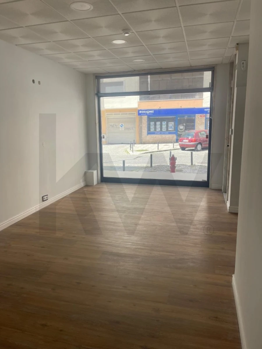 Loja para Arrendamento em Algueirão-Mem Martins Foto 21