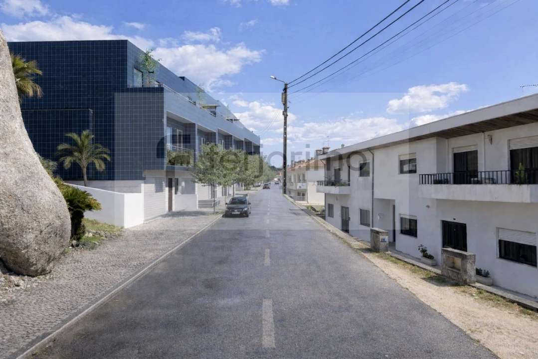Apartamento T2 para Venda em Abação e Gémeos Foto 3