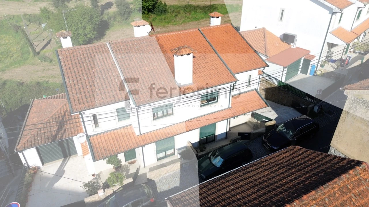 Moradia T3 para Venda em Costa Foto 2