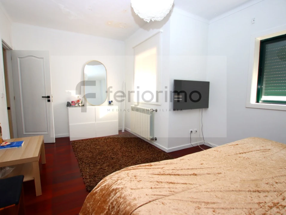 Moradia T3 para Venda em Costa Foto 24