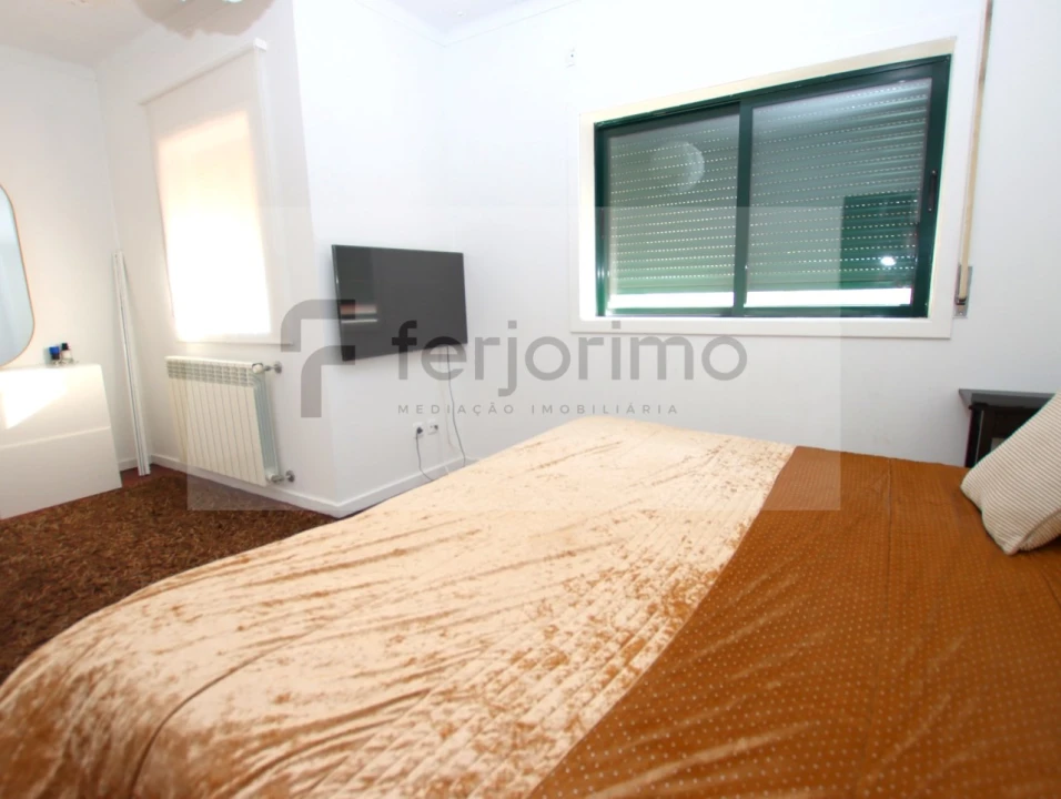 Moradia T3 para Venda em Costa Foto 25