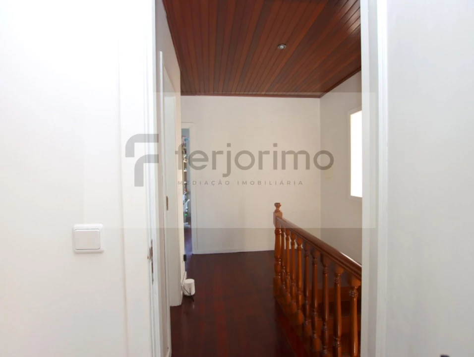 Moradia T3 para Venda em Costa Foto 30