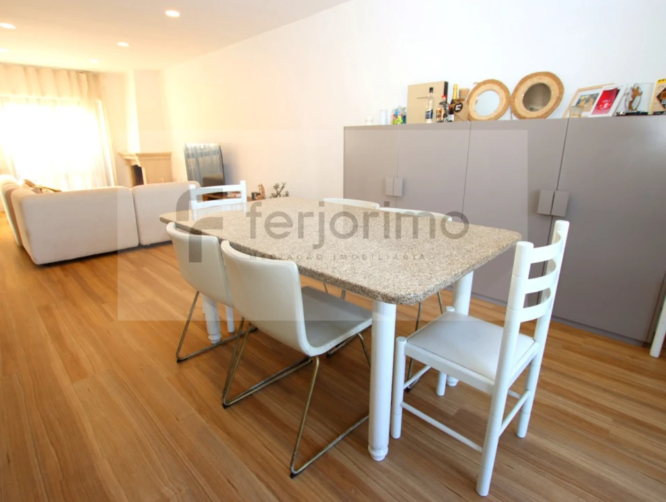 Moradia T3 para Venda em Costa Foto 44