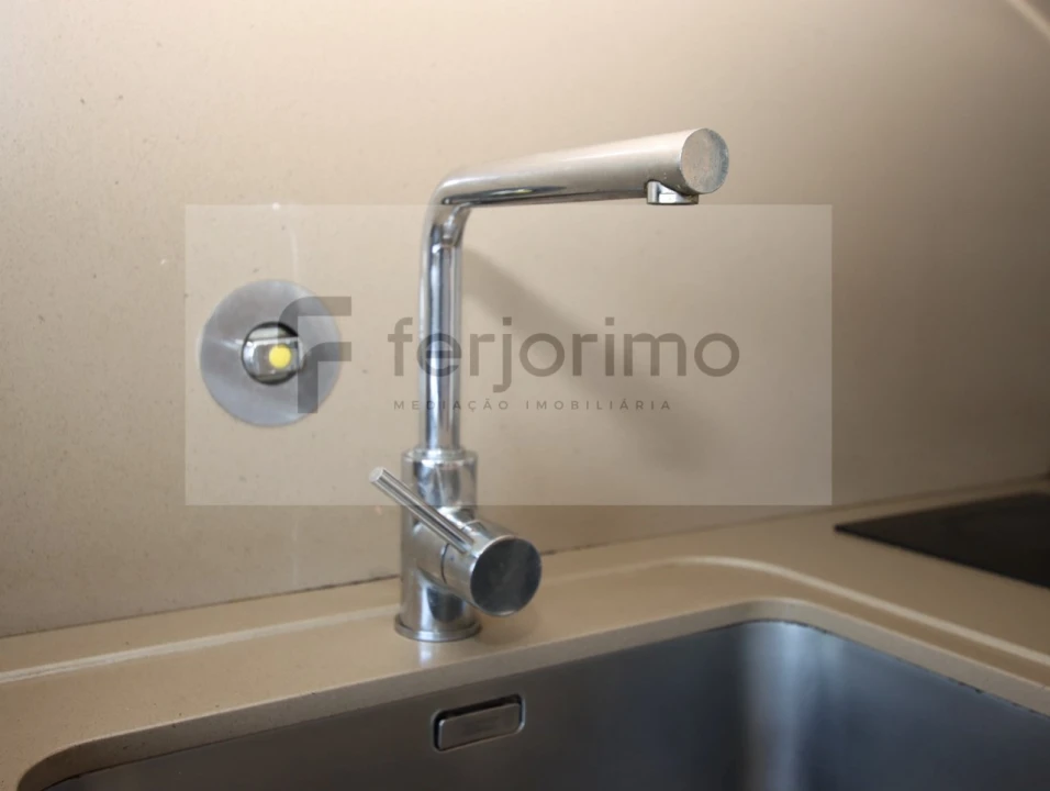 Moradia T3 para Venda em Costa Foto 51