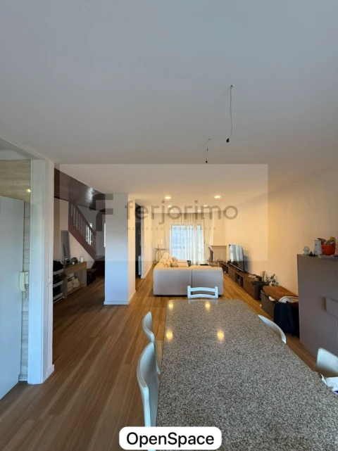 Moradia T3 para Venda em Costa