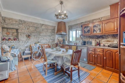 Quinta T3 para Venda em Paredes