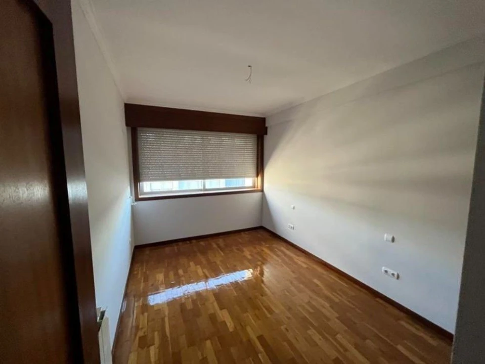 Apartamento T2 para Venda em Moreira Foto 12