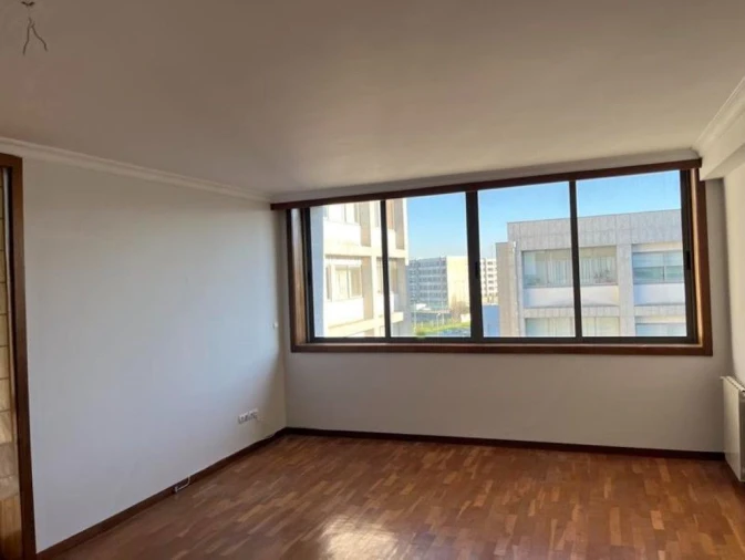 Apartamento T2 para Venda em Moreira Foto 4