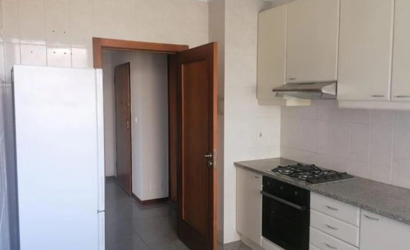 Apartamento T2 para Venda em Moreira Foto 7